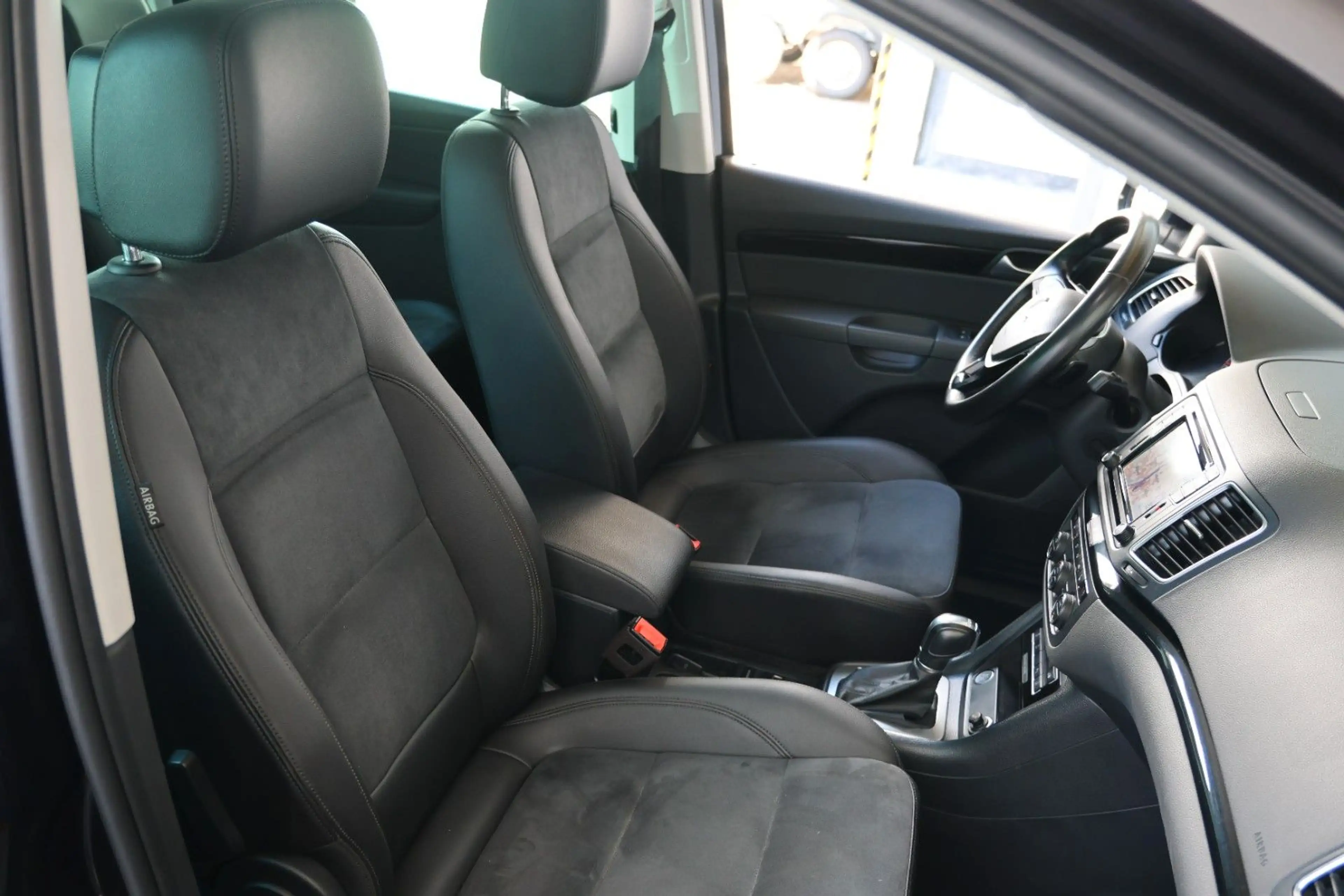 Volkswagen Sharan Highline Pano AHK Kam Alcantara 7-Sitze — photo 8
