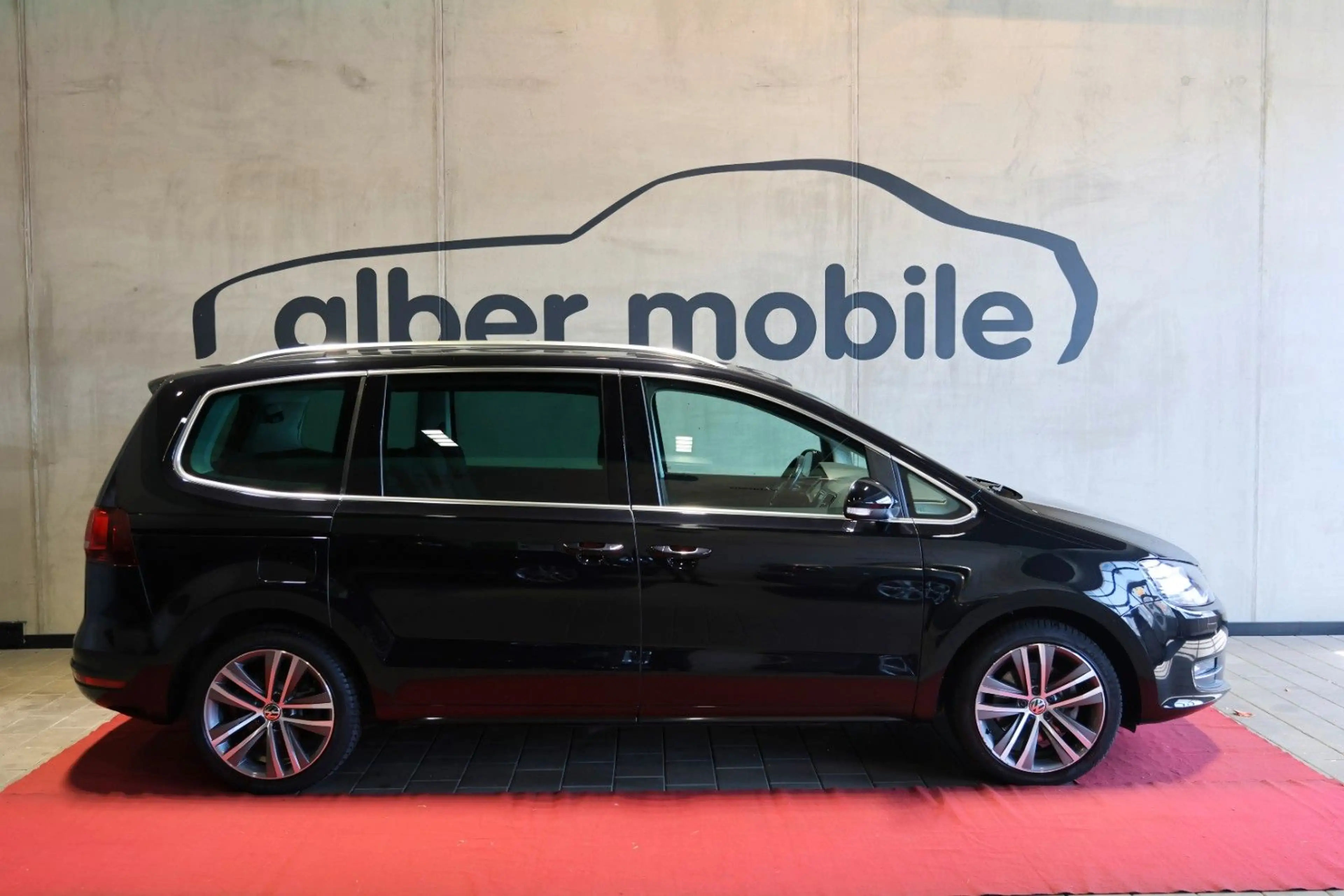Volkswagen Sharan Highline Pano AHK Kam Alcantara 7-Sitze — photo 4