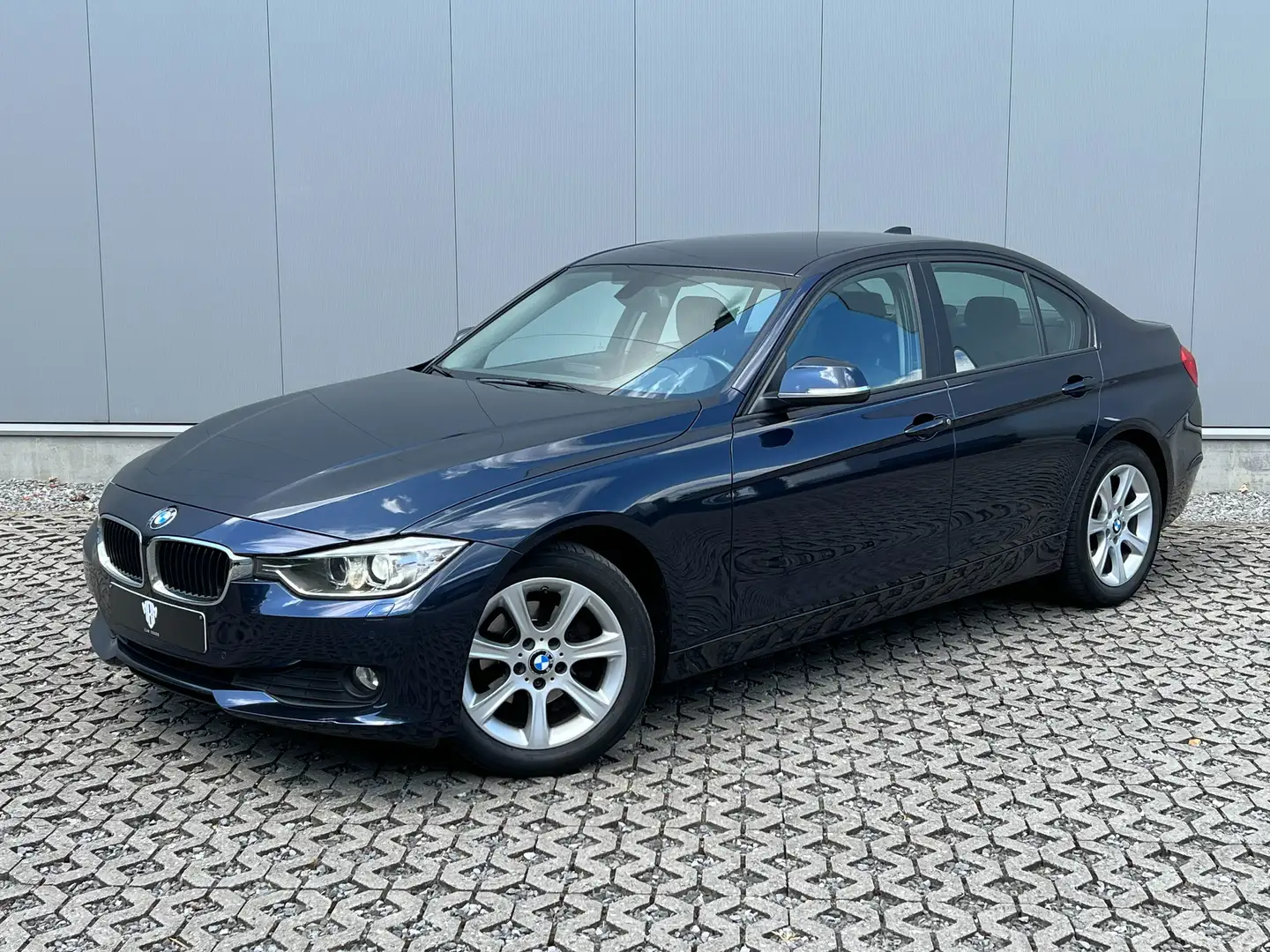 BMW 318 dA ✅GARANTIE | Autom. | Xenon | Navi | Zetelverw Bleu - 1