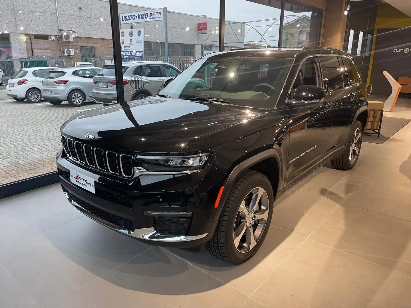 Jeep Grand Cherokee Plug-In HybridMy24 424 Limited 2.0 4xe Phev 380cv Чёрный - 1