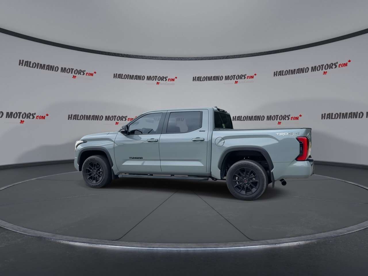 2025 Toyota Tundra Limited TRD Off Road CrewMax 5.5' Bed 4x4 | No Acc — снимка 1