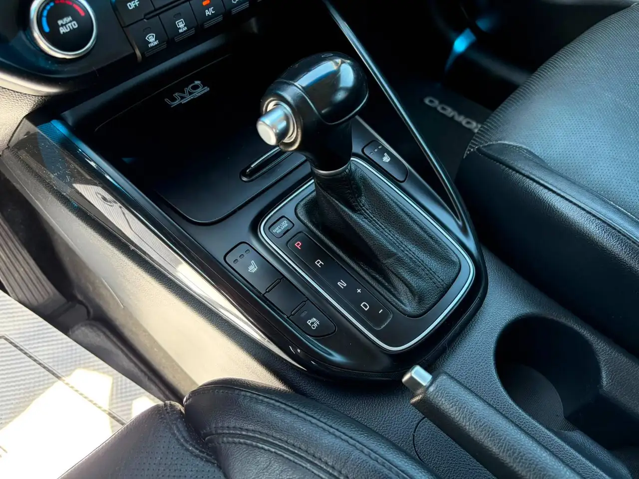 Kia Rondo fotografie Kia Rondo