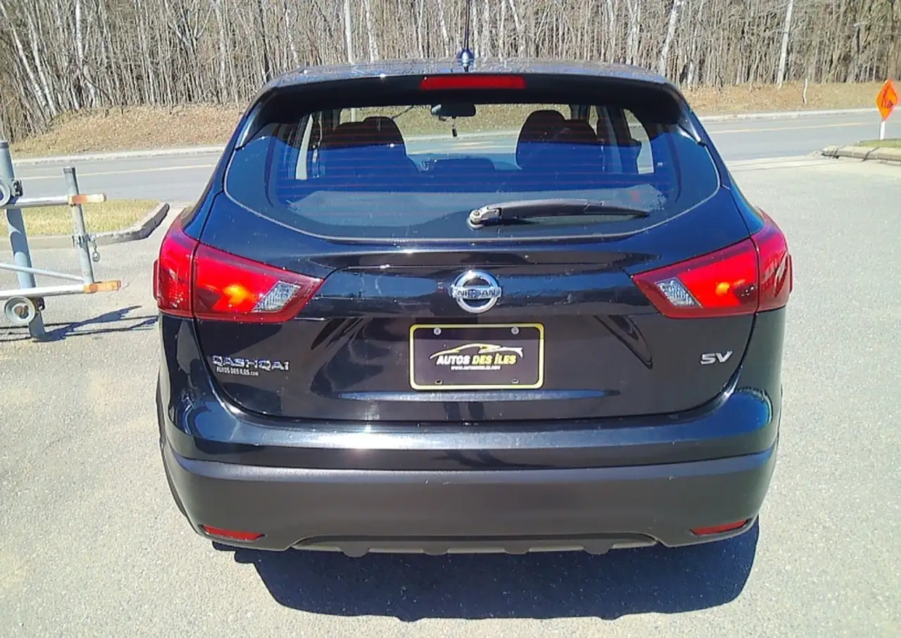 Nissan Qashqai снимка Nissan Qashqai