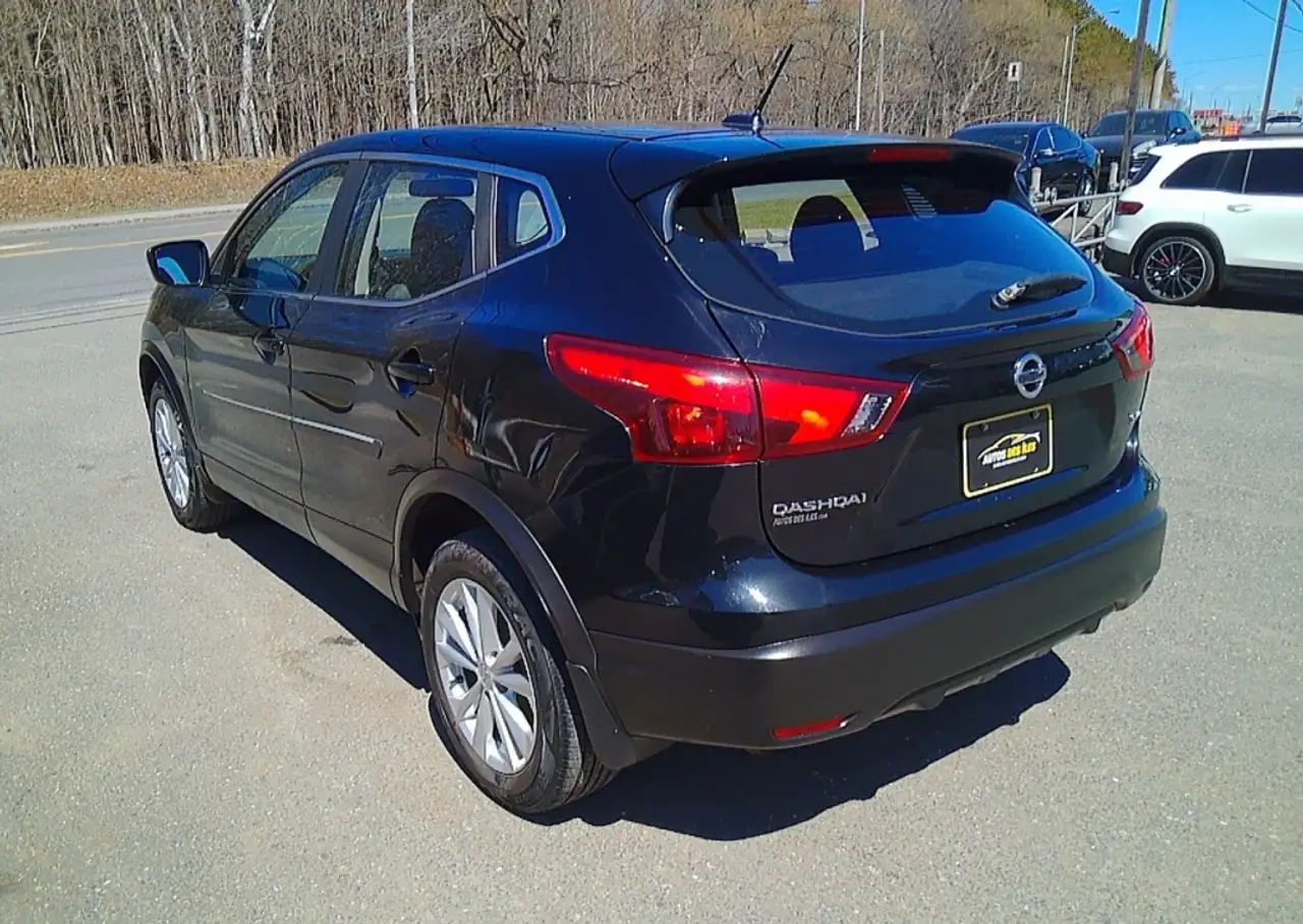 Nissan Qashqai снимка Nissan Qashqai