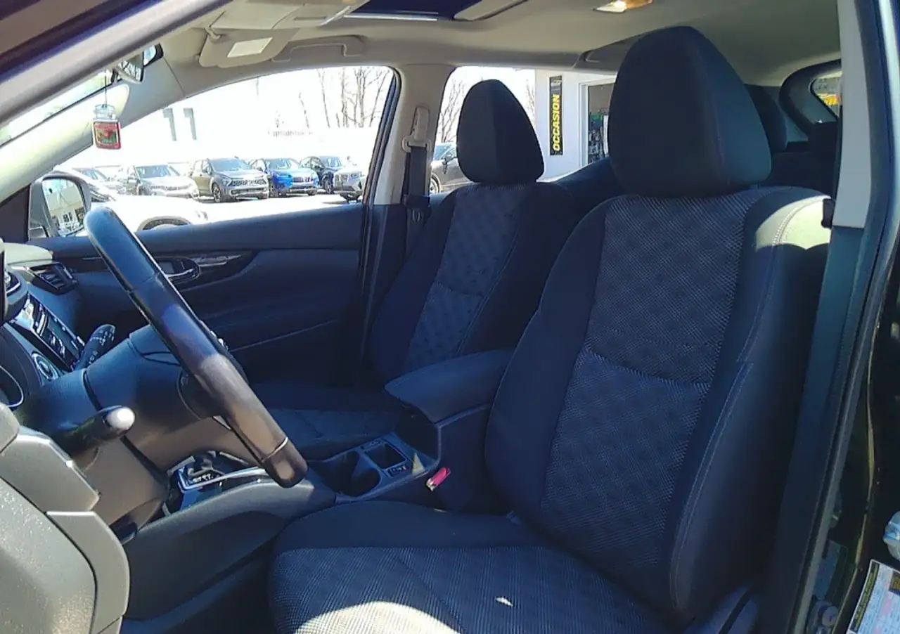 Nissan Qashqai снимка Nissan Qashqai