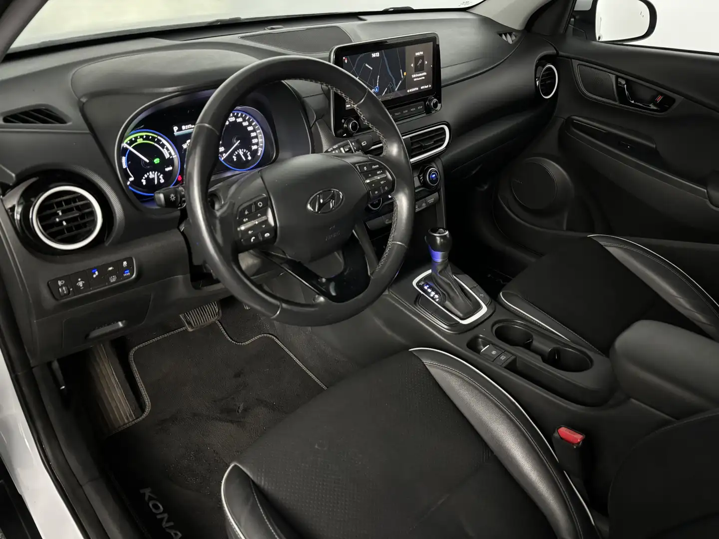 Hyundai KONA 1.6 GDI HEV Fashion Navi | Camera | Trekhaak Blanc - 2
