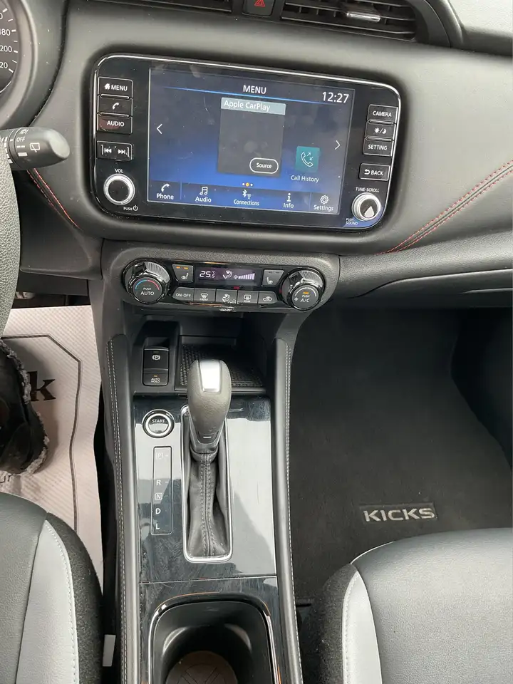 Nissan Kicks photo Nissan Kicks
