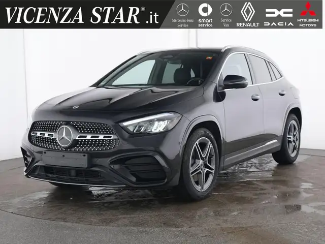Mercedes-Benz GLA 180 MHV AMG PREMIUM