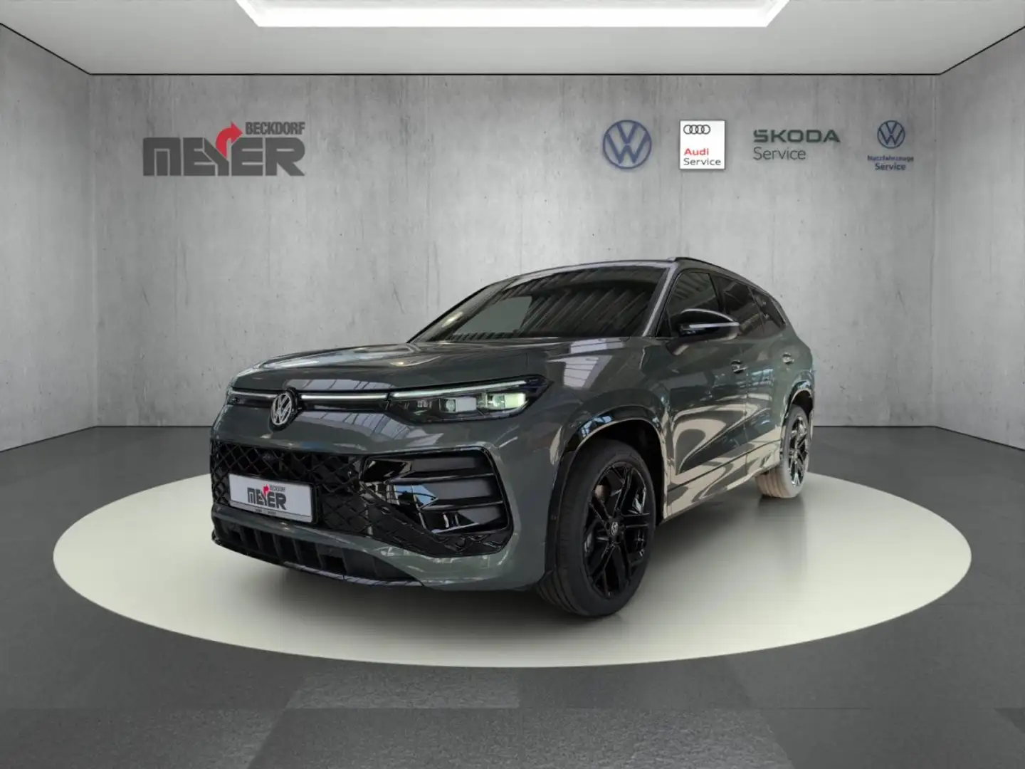 Volkswagen Tayron R-Line 2.0 TDI 4MOTION DSG Klima Navi Grün - 1