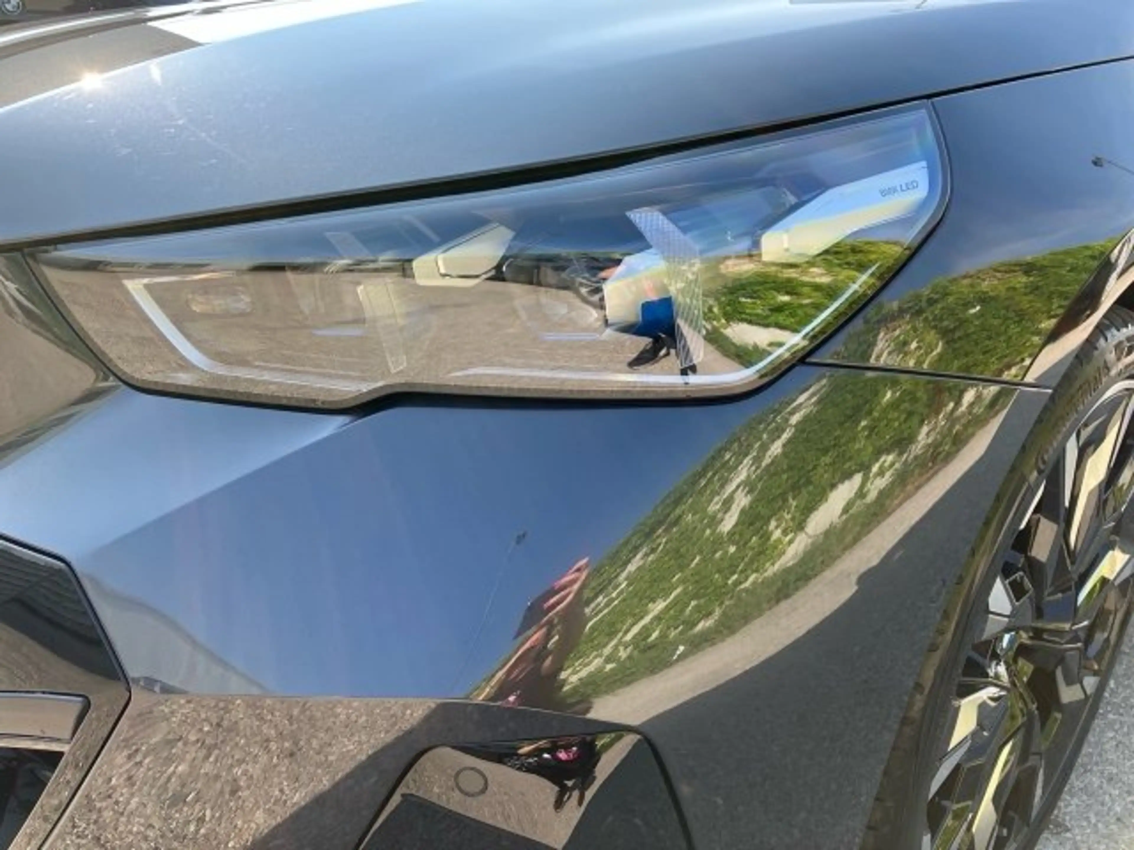 BMW 550 e xDrive Touring — photo 7