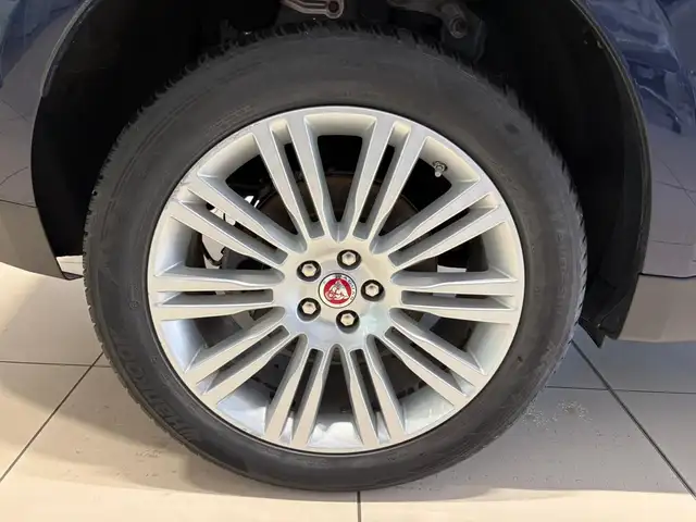 Jaguar F-Pace view 11