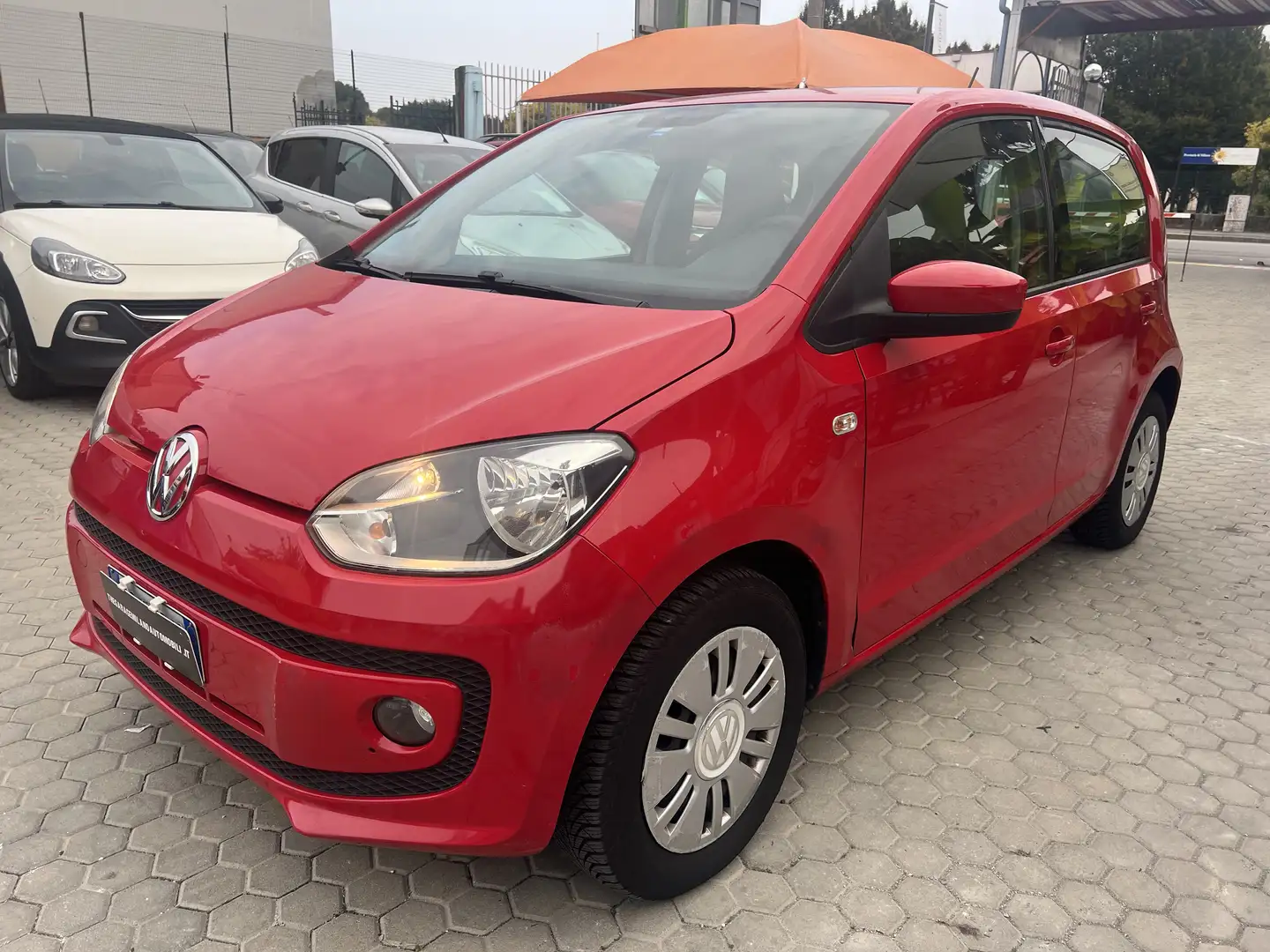 Volkswagen up! 5p 1.0 Move 60cv ok neopatentati - 1