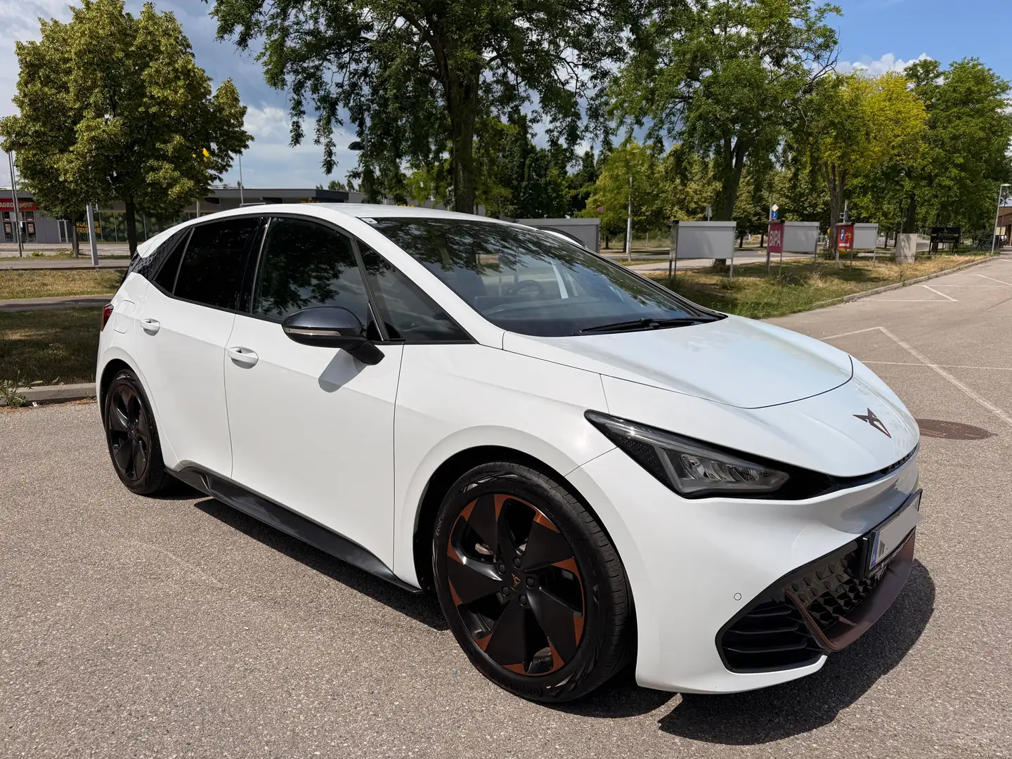 CUPRA Born Born 58kWh Alpha Weiß - 2