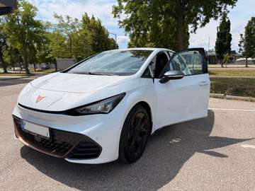 Born 58kWh Alpha