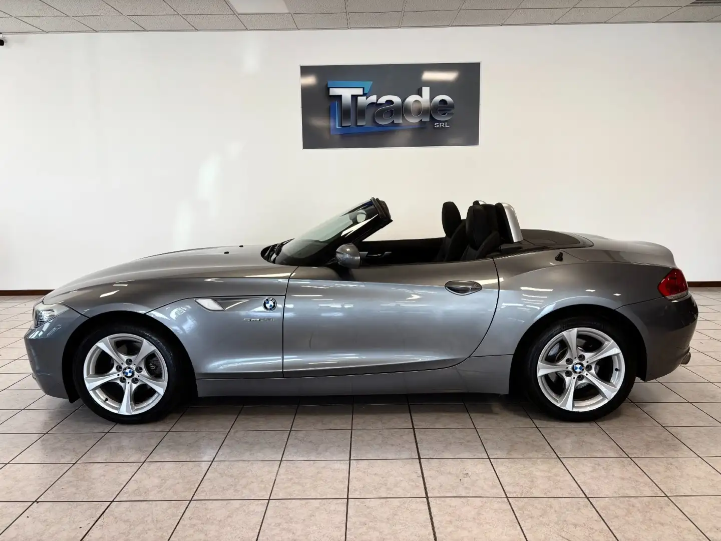 BMW Z4 Z4 sDrive23i Grijs - 1