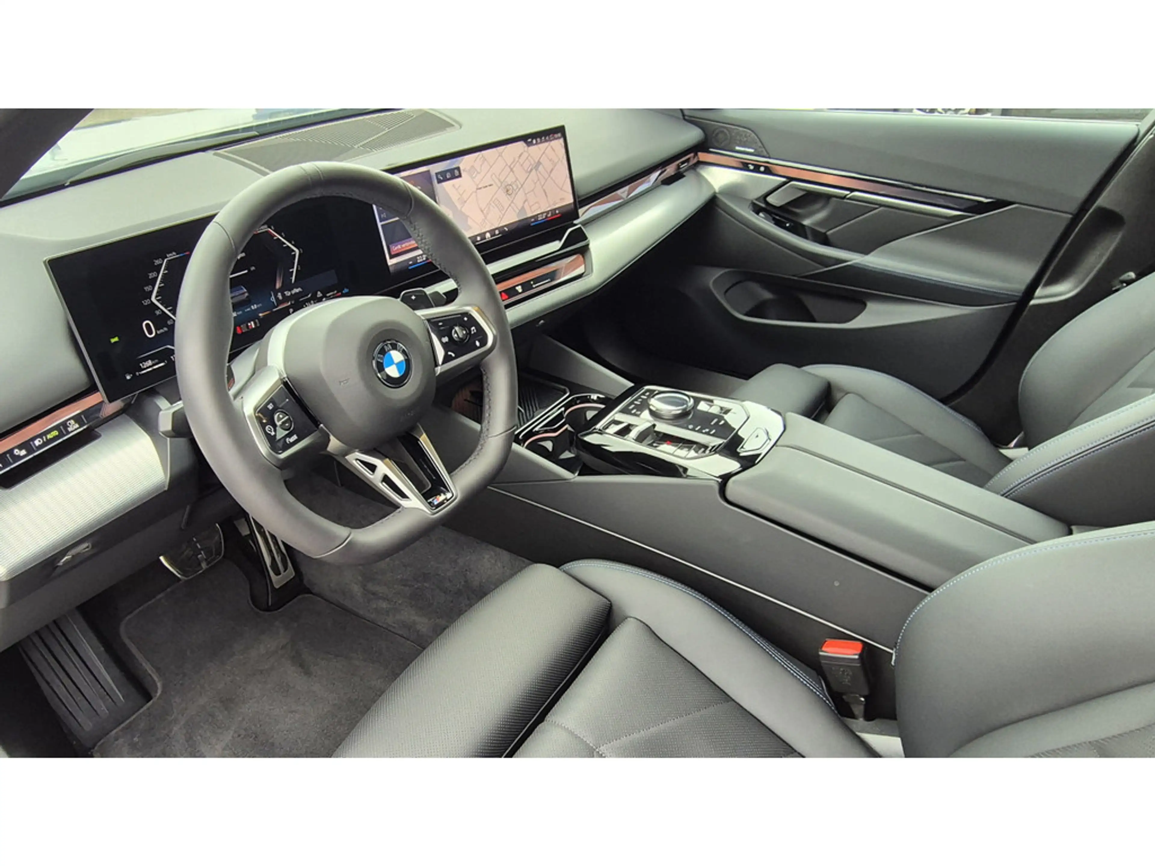 BMW 520 d xDrive M Sport Pro 21 ZOLL+AHK+H/K+ACC — photo 9