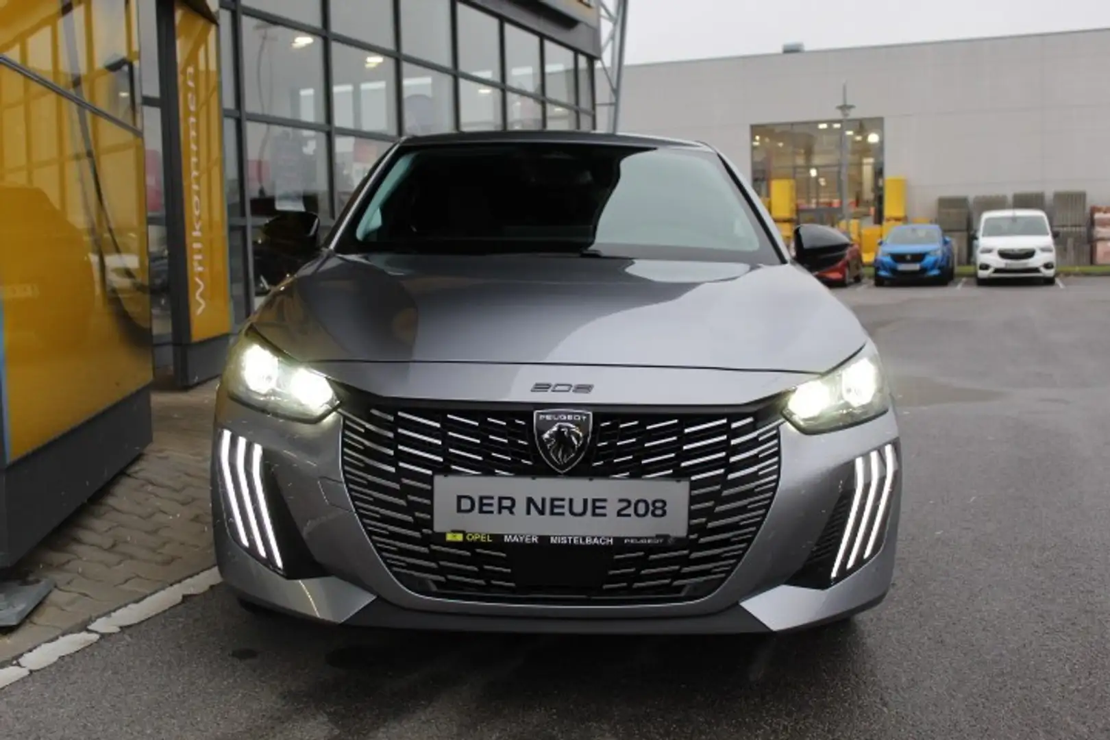 Peugeot 208 PureTech 100 S&S Allure Grau - 2