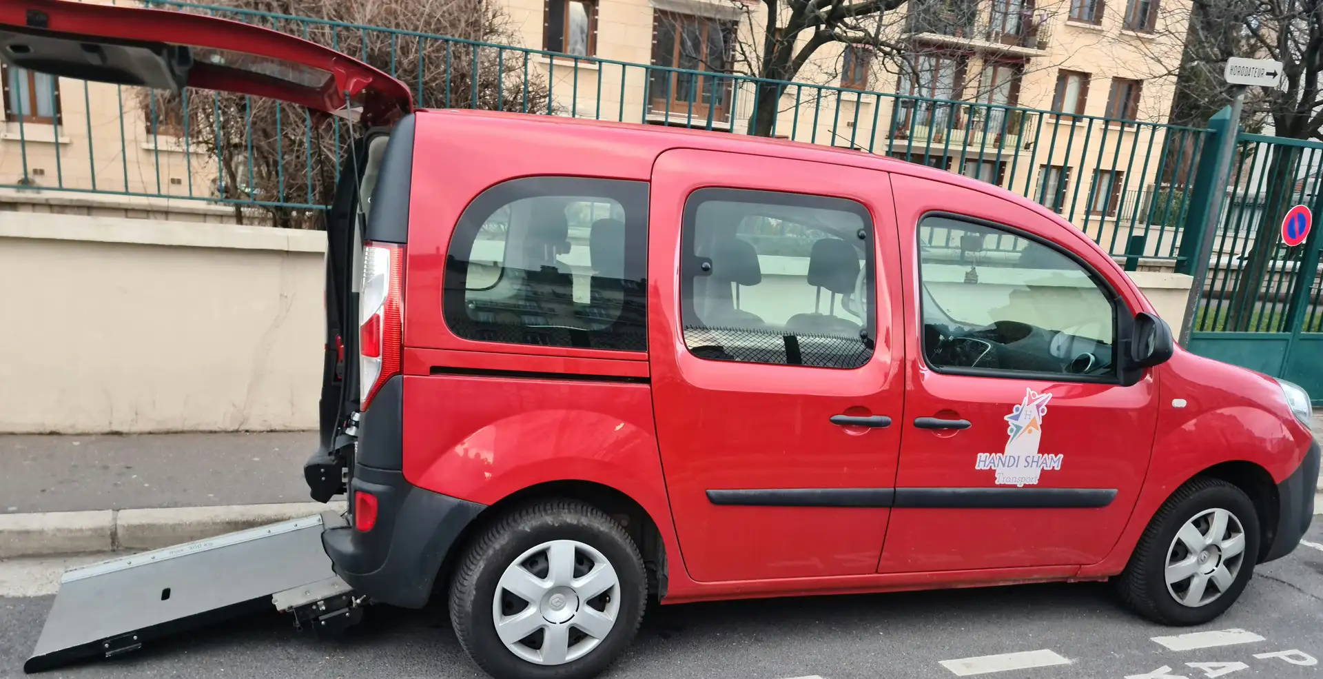 Renault Kangoo Kangoo+dCi+90+Energy+Zen Rojo - 1