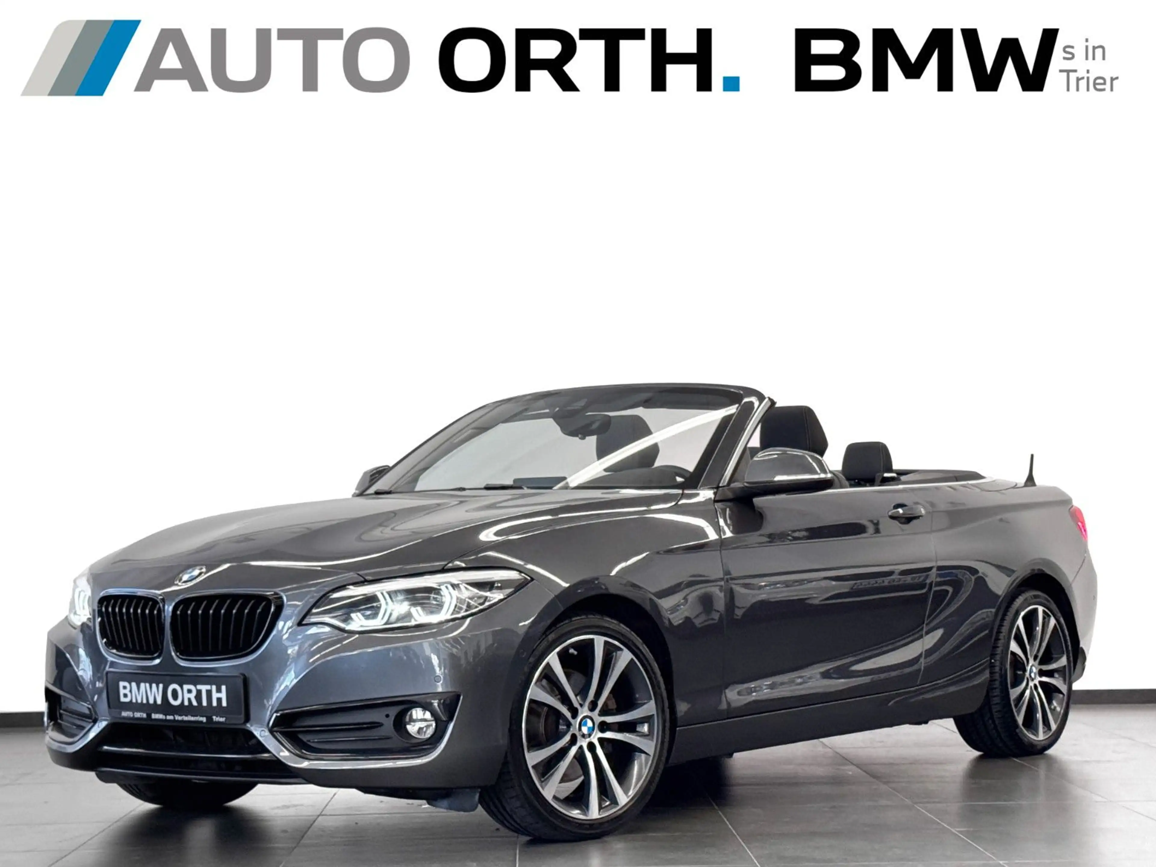 BMW 220 i Cabrio AUT. SPORT-LINE LEDER NAVI-P LED RFK