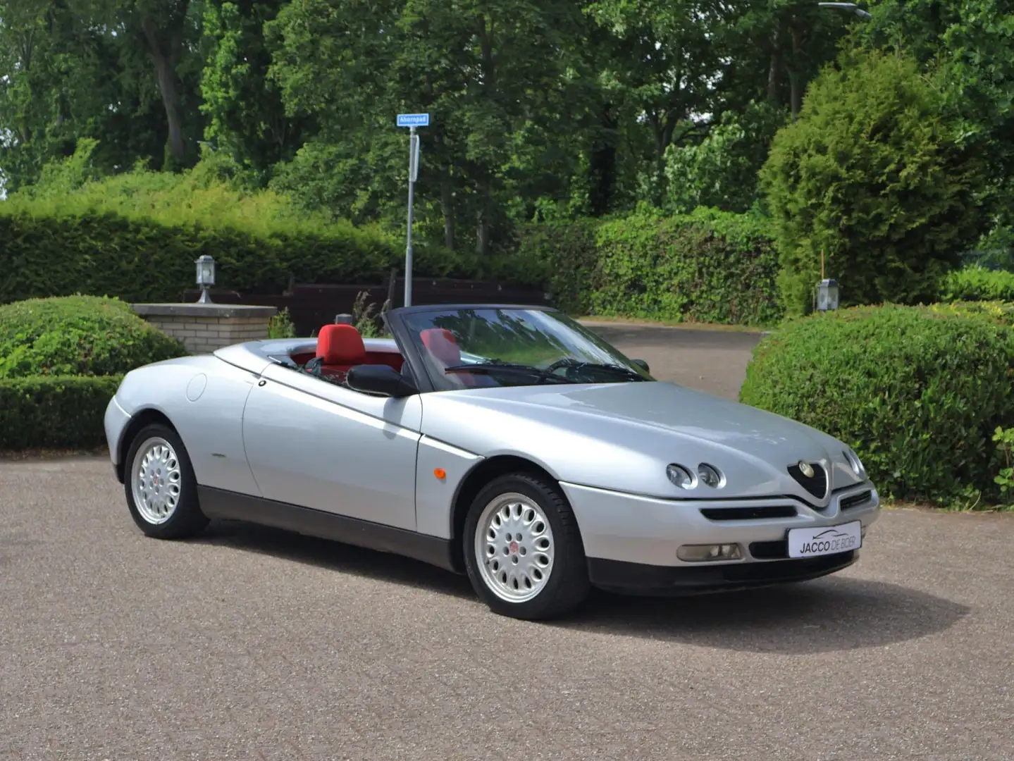Alfa Romeo Spider 2.0-16V T.Spark Zilver - 1