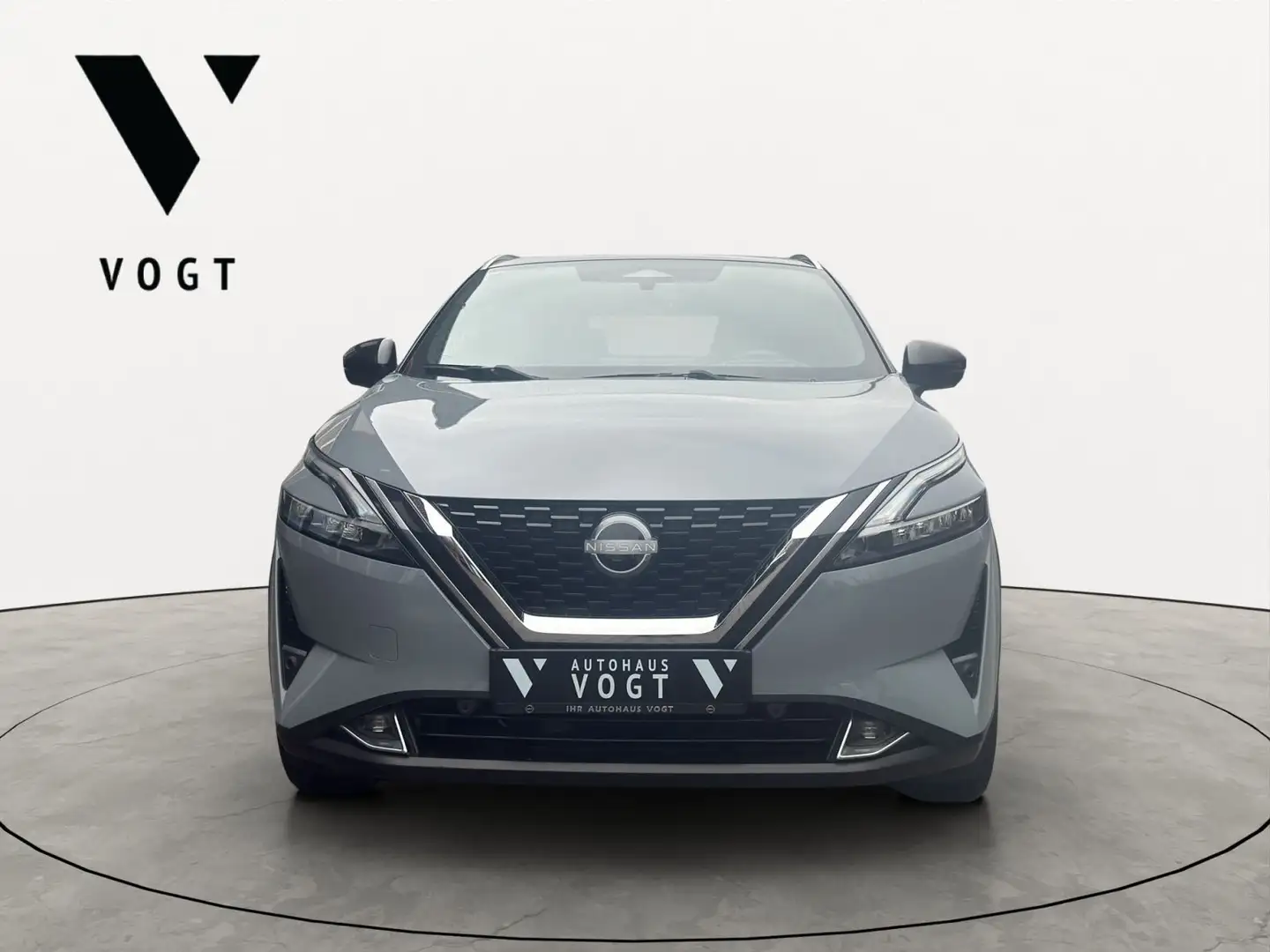 Nissan Qashqai Tekna+°LEDER°BOSE°PANO°360°KAM°NAVI°AHK° Grau - 2