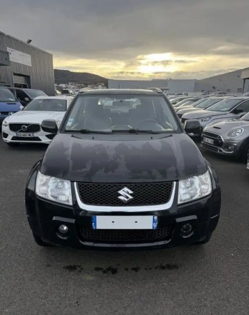 Suzuki Grand Vitara 1.9 DDIS PACK 3P Gris - 2