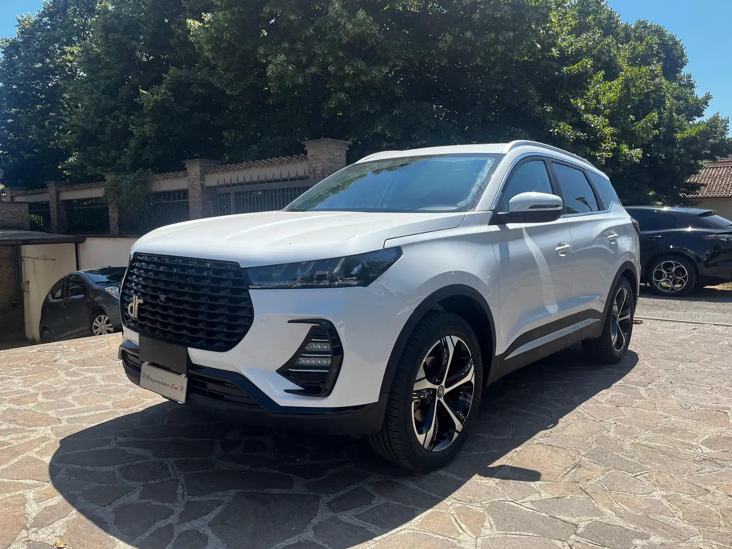 DR Automobiles DR6.0 Weiß - 2