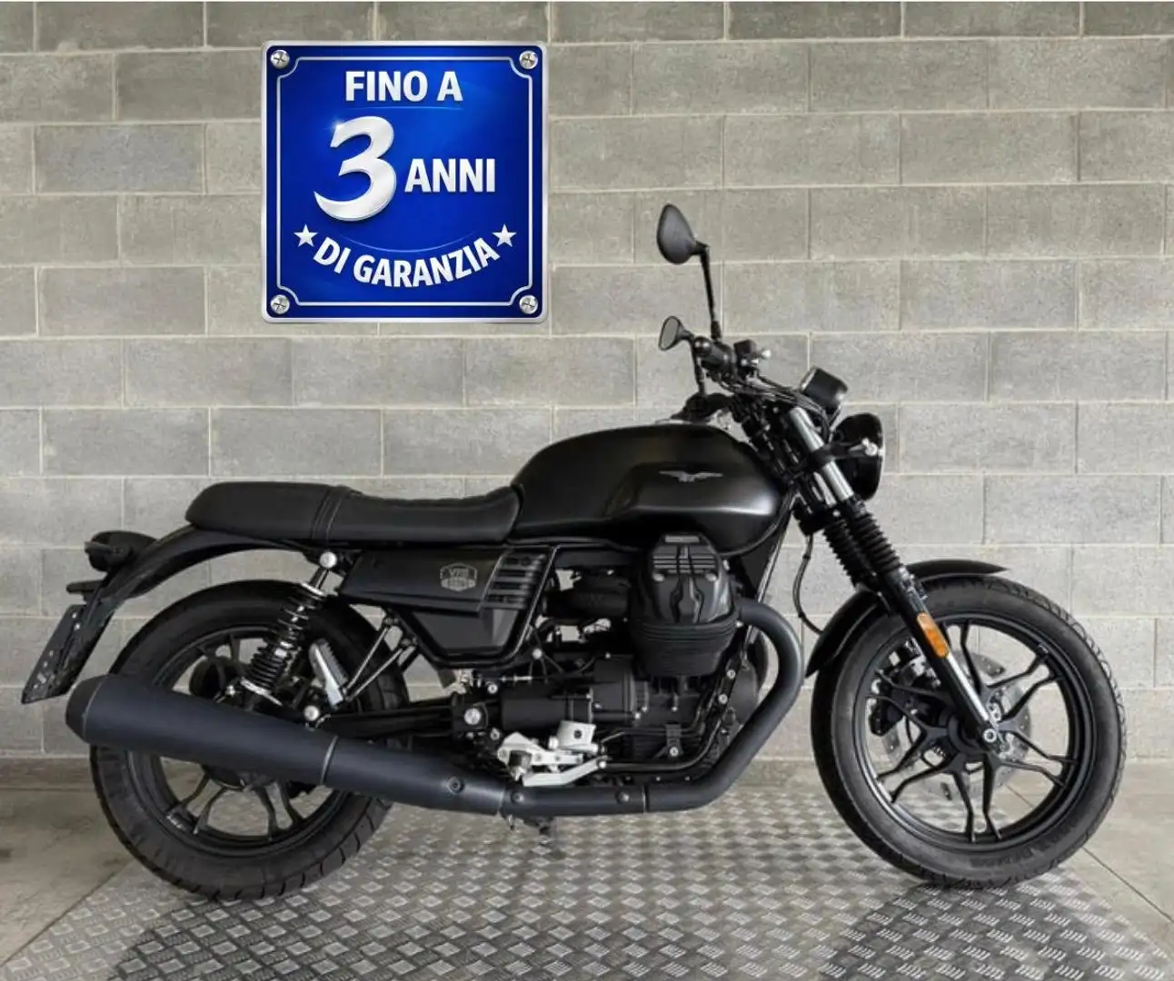 Moto Guzzi V 7 CAMPAGNA PROVA RISCATTA O RENDI. Nero - 1