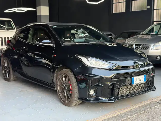 Toyota Yaris view 6