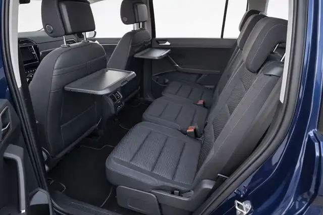Volkswagen Touran view 11