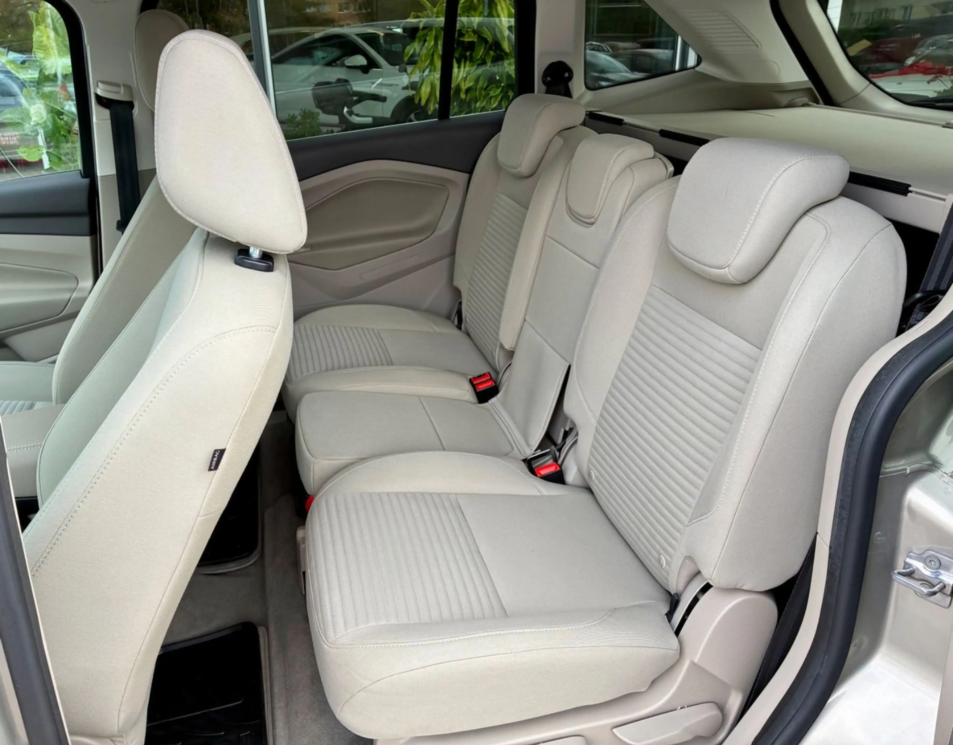 Ford Grand C-Max Titanium Automatik BiXenon Kamera — photo 13