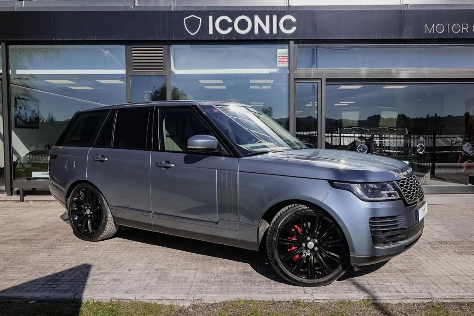 Land Rover Range Rover 5.0 V8 Vogue 4WD Aut. 525 Blau - 1