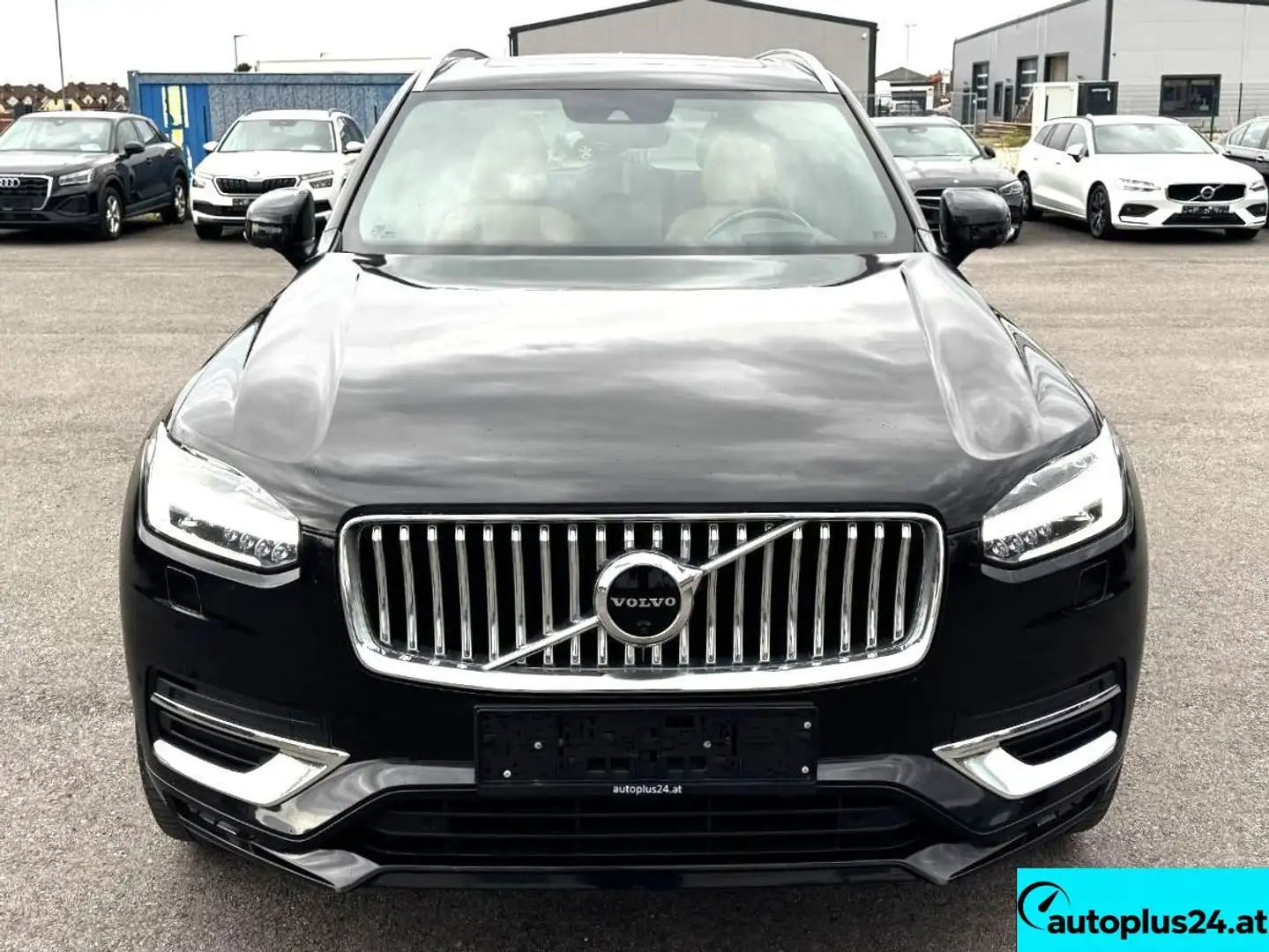 Volvo XC90 B5 AWD Inscription Schwarz - 2
