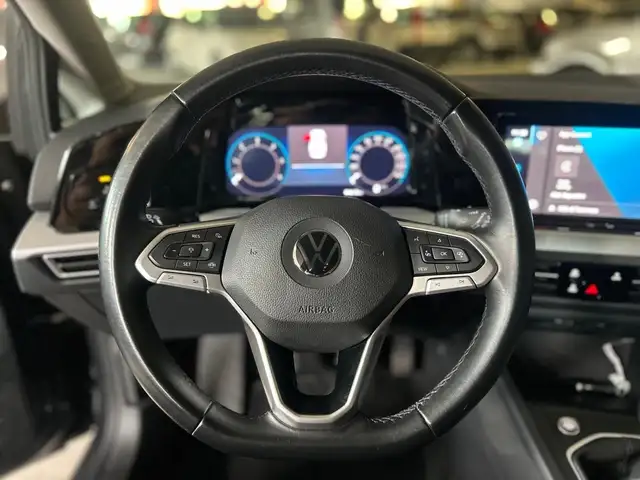 Volkswagen Golf view 10