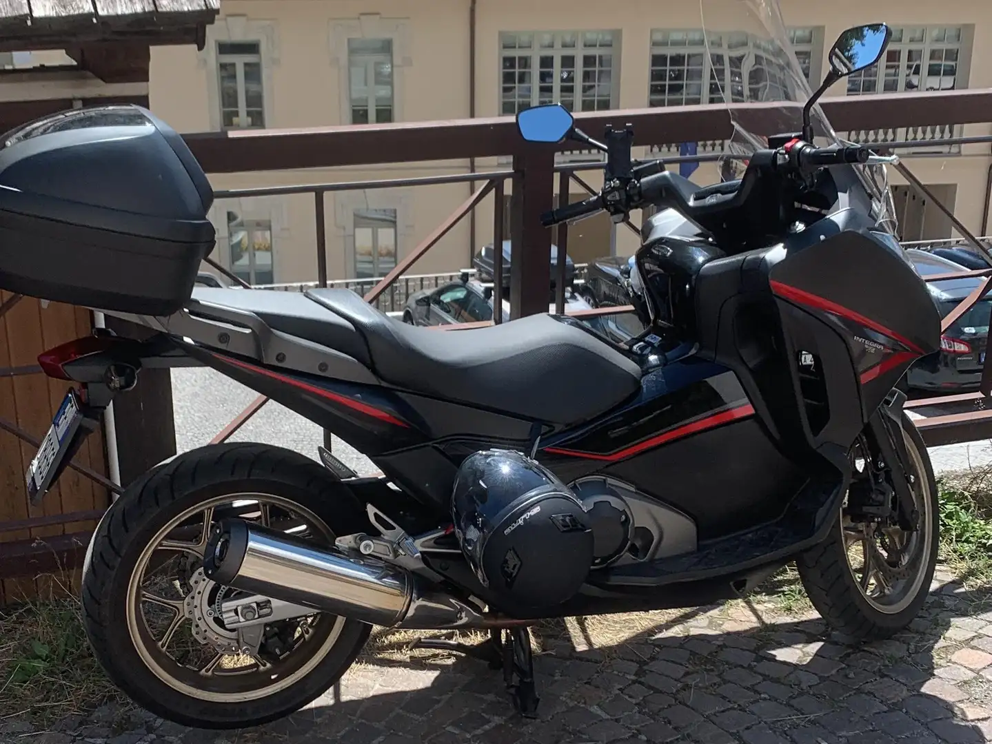 Honda Integra Sport Noir - 1