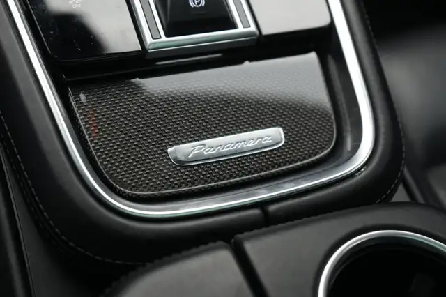 Porsche Panamera view 14