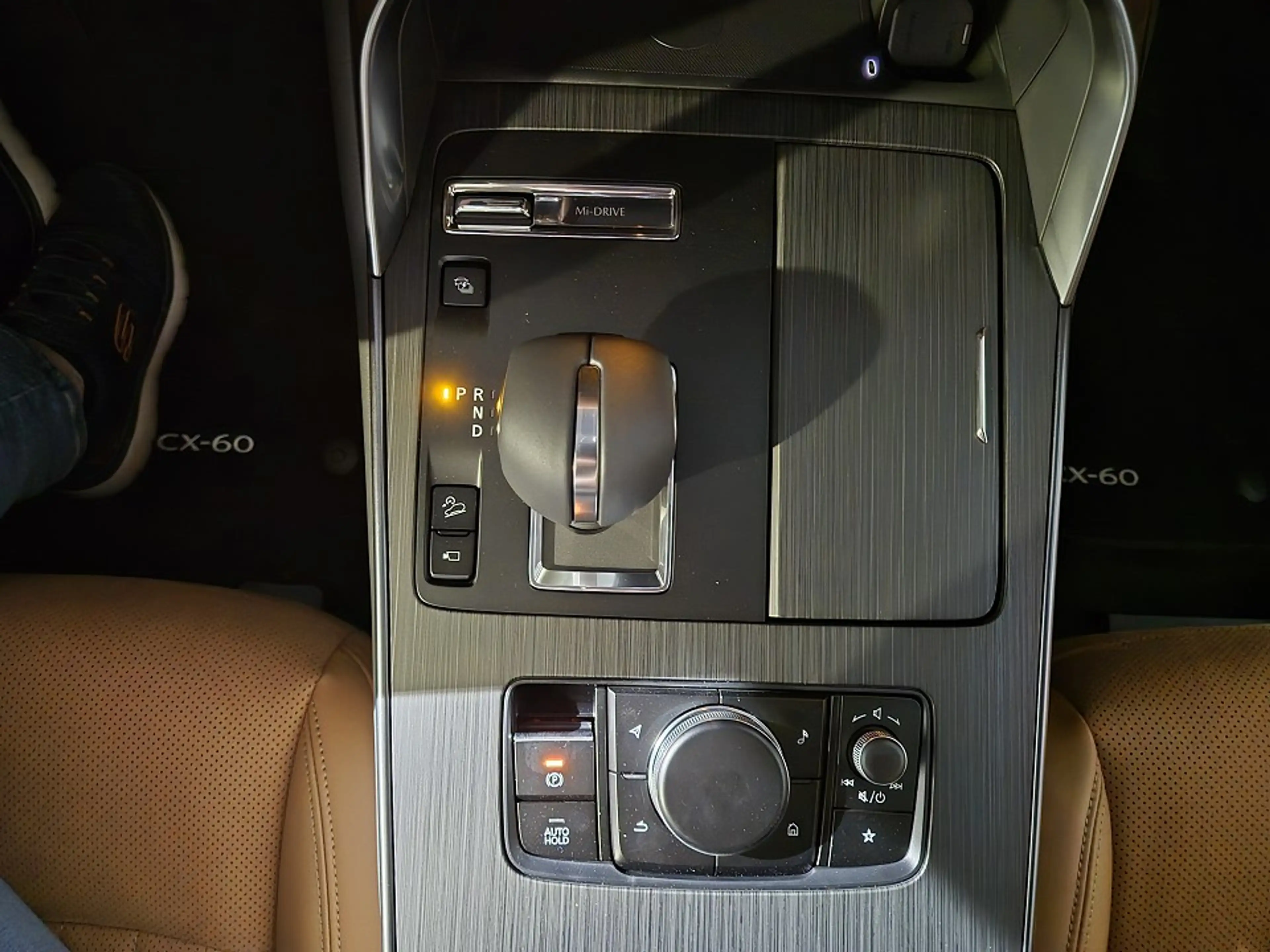 Mazda CX-60 5WGN 2.5L e-SKYACTIV PHEV 327ps 8AT AWD Homura Plu — photo 13