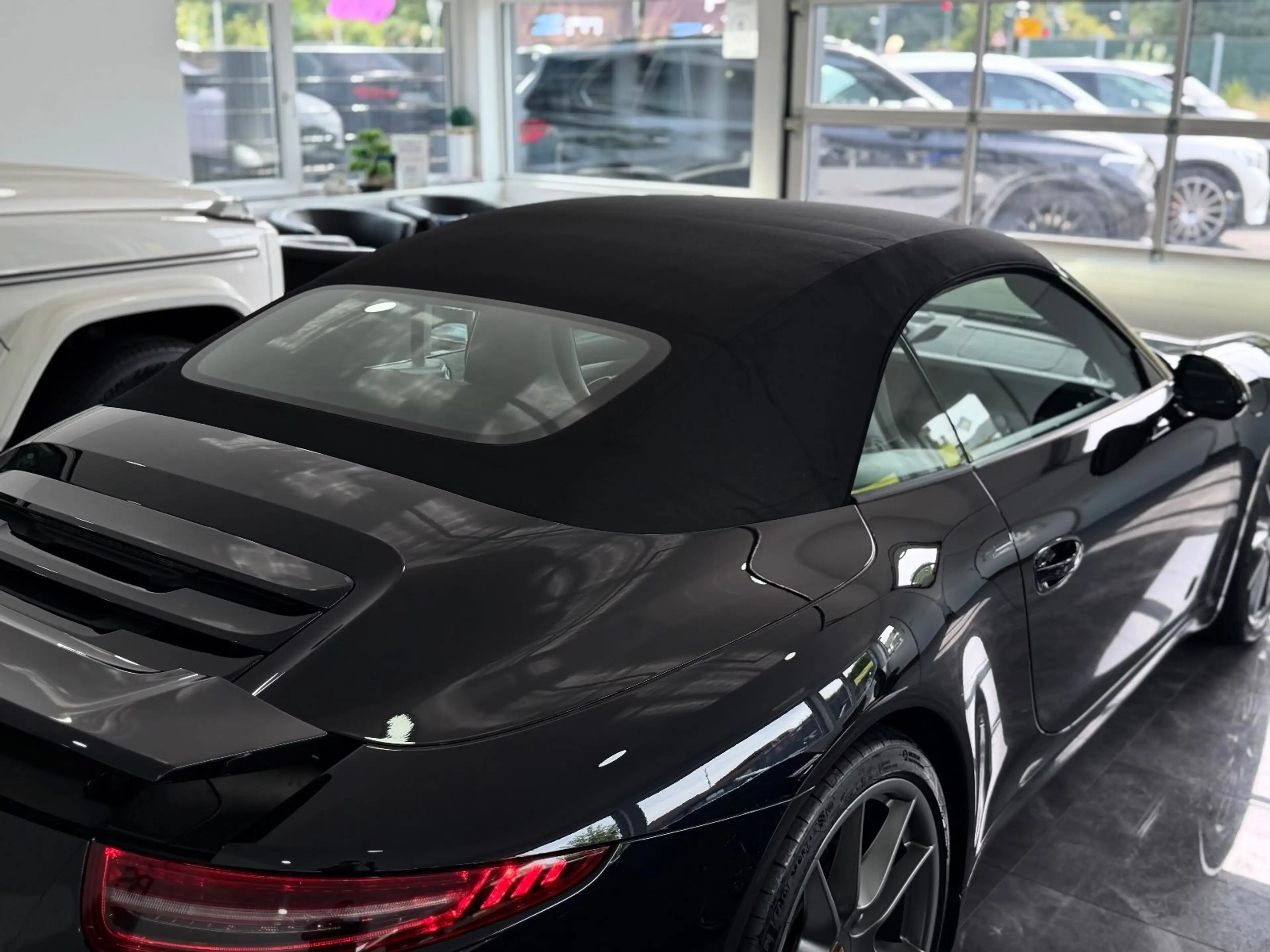 Porsche 991 Carrera Cabriolet/SportChr/S.AGA/Approved/DE — photo 9
