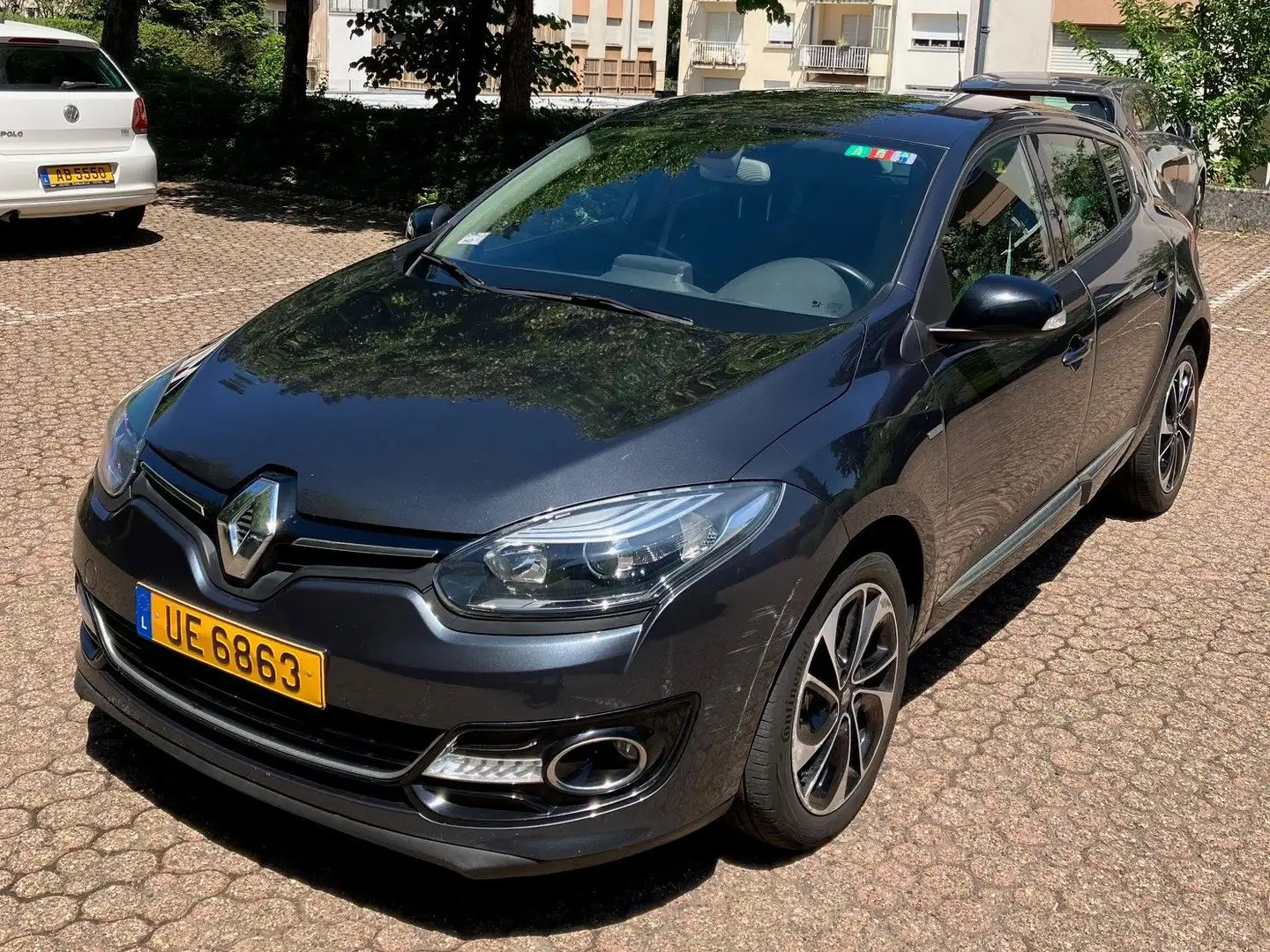 Renault Megane Megane dCi 110 FAP EDC Bose Edition Gris - 1