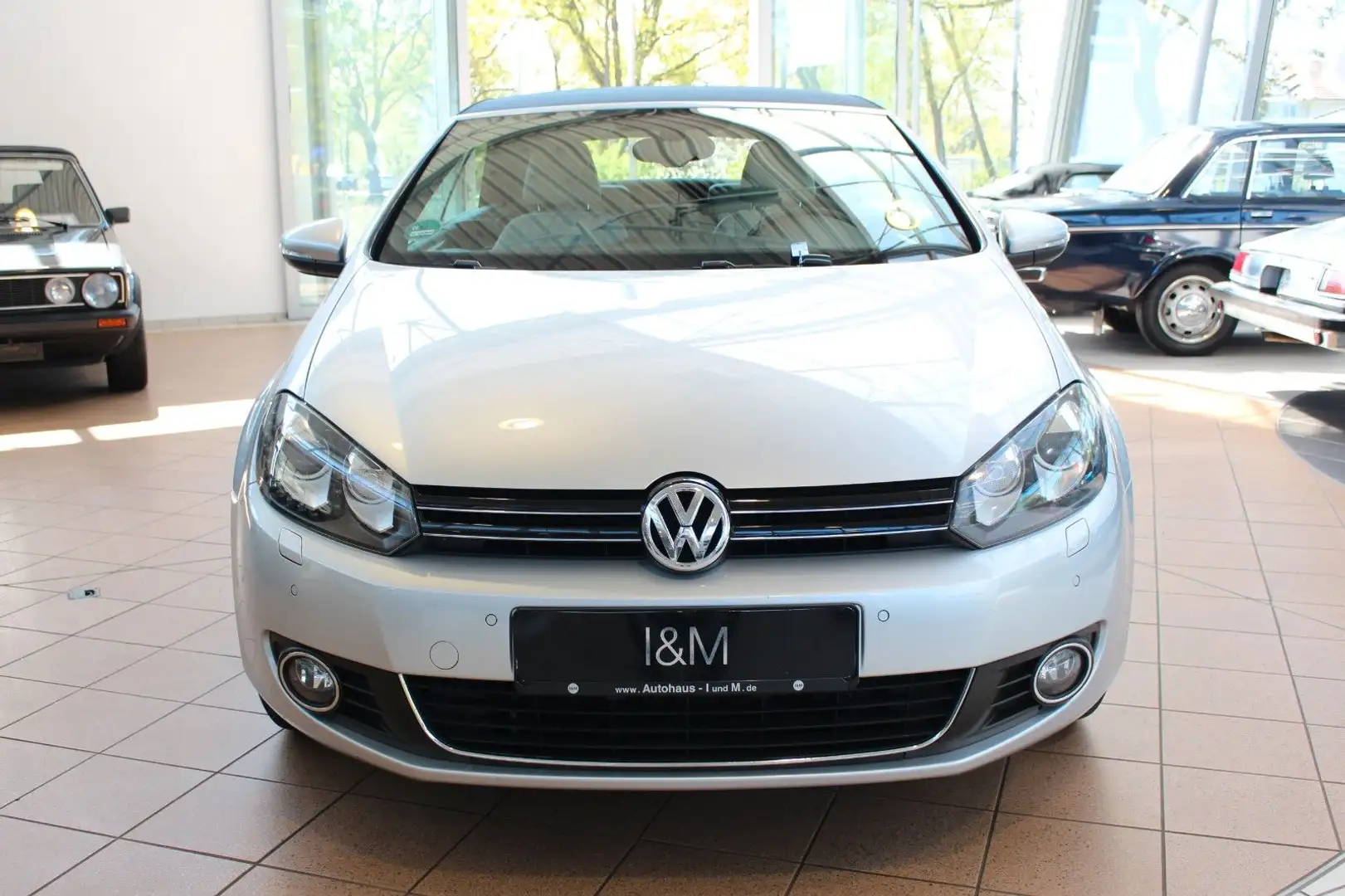 Volkswagen Golf VI Cabriolet Exclusive+Xenon+PDC+Klima+SHZ+ Argento - 2