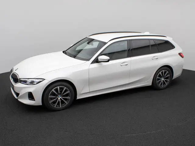 BMW 3 Series view 12