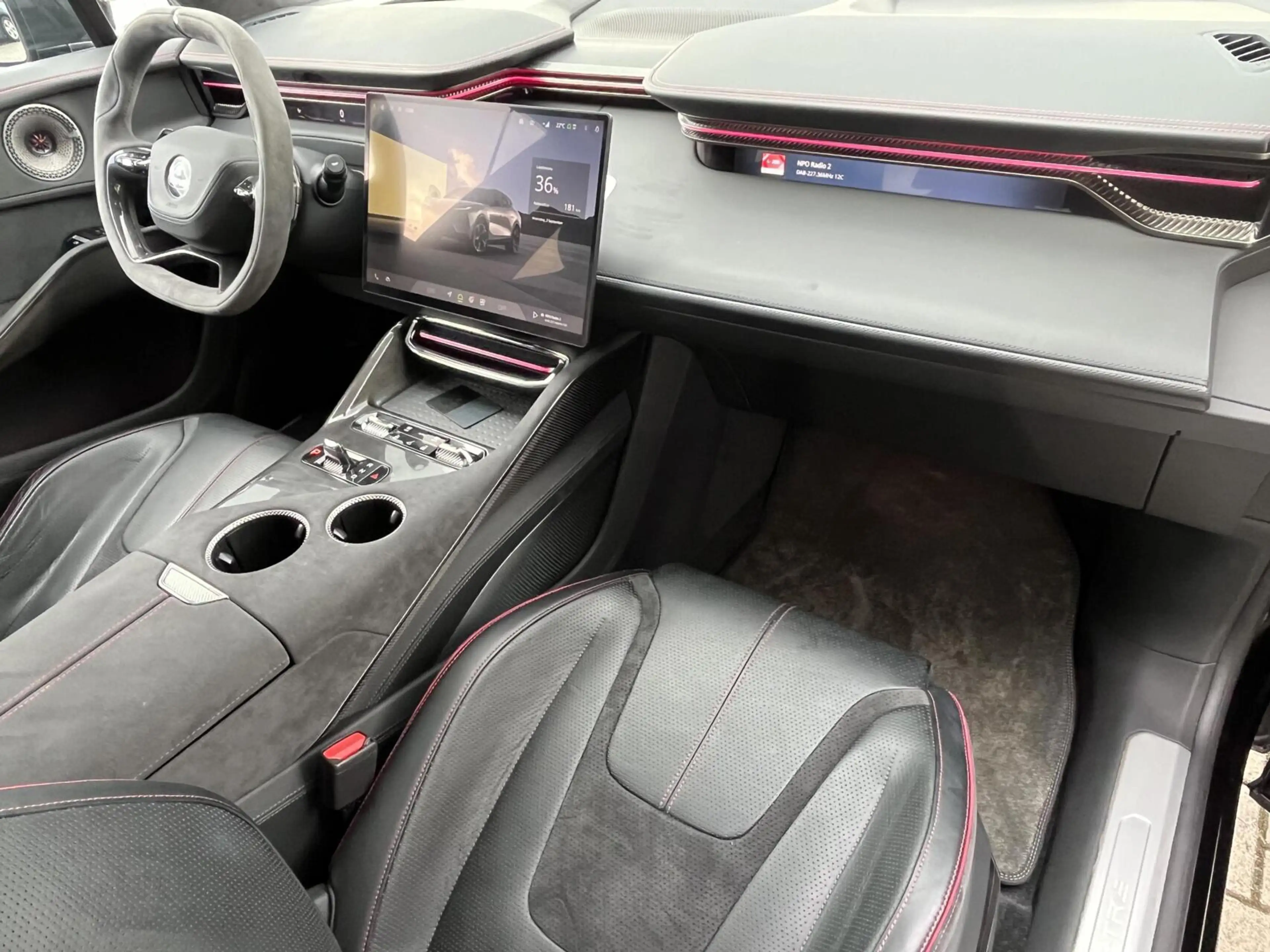 Lotus Eletre EDS 612PK 4WD 112 kWh TREKH+KEF+PANO+22INCH — photo 2