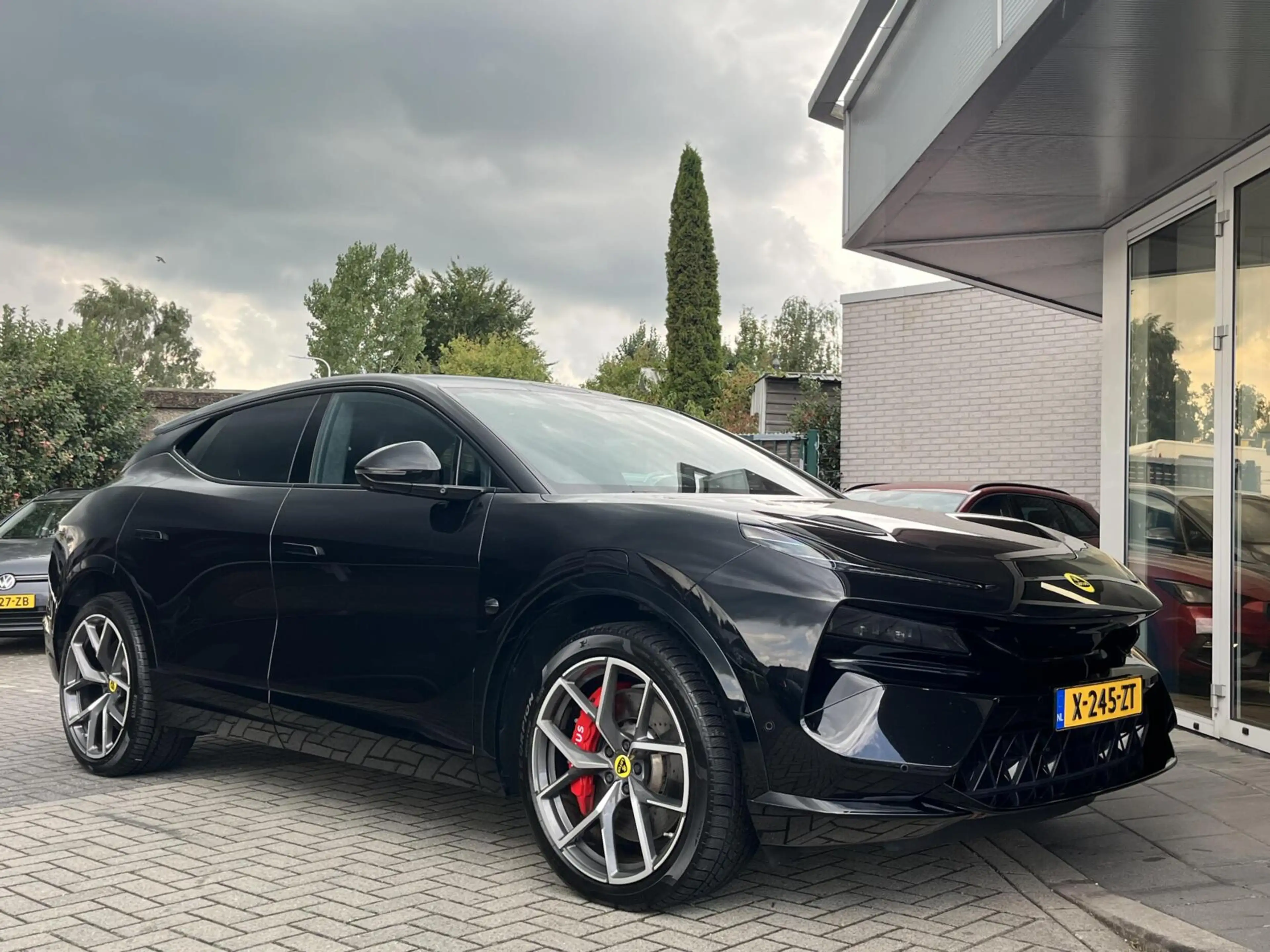 Lotus Eletre EDS 612PK 4WD 112 kWh TREKH+KEF+PANO+22INCH — photo 7