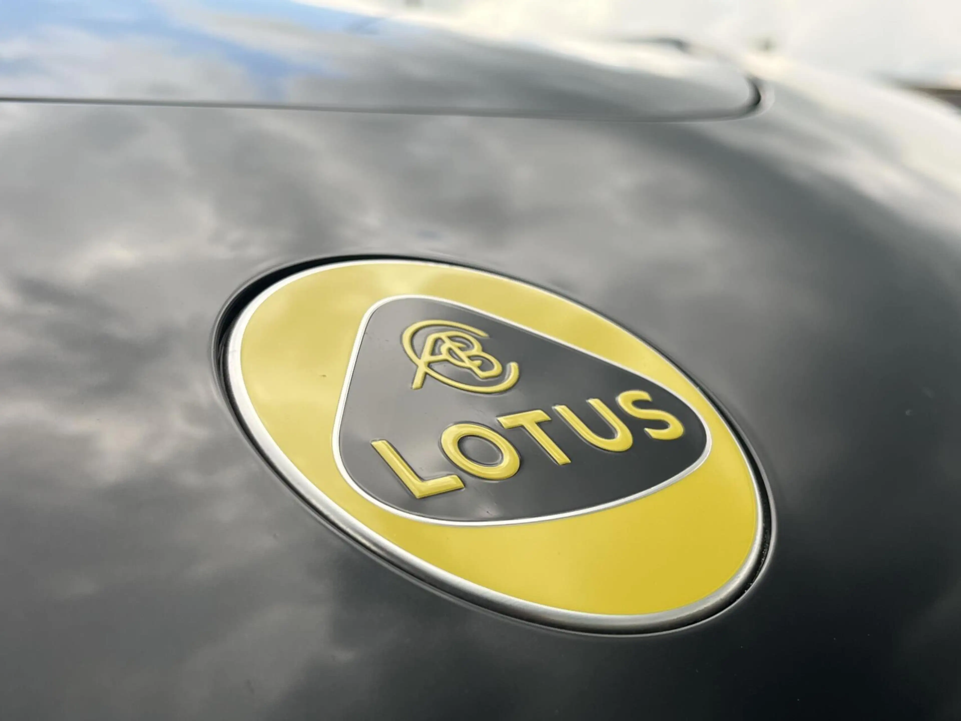 Lotus Eletre EDS 612PK 4WD 112 kWh TREKH+KEF+PANO+22INCH — photo 12