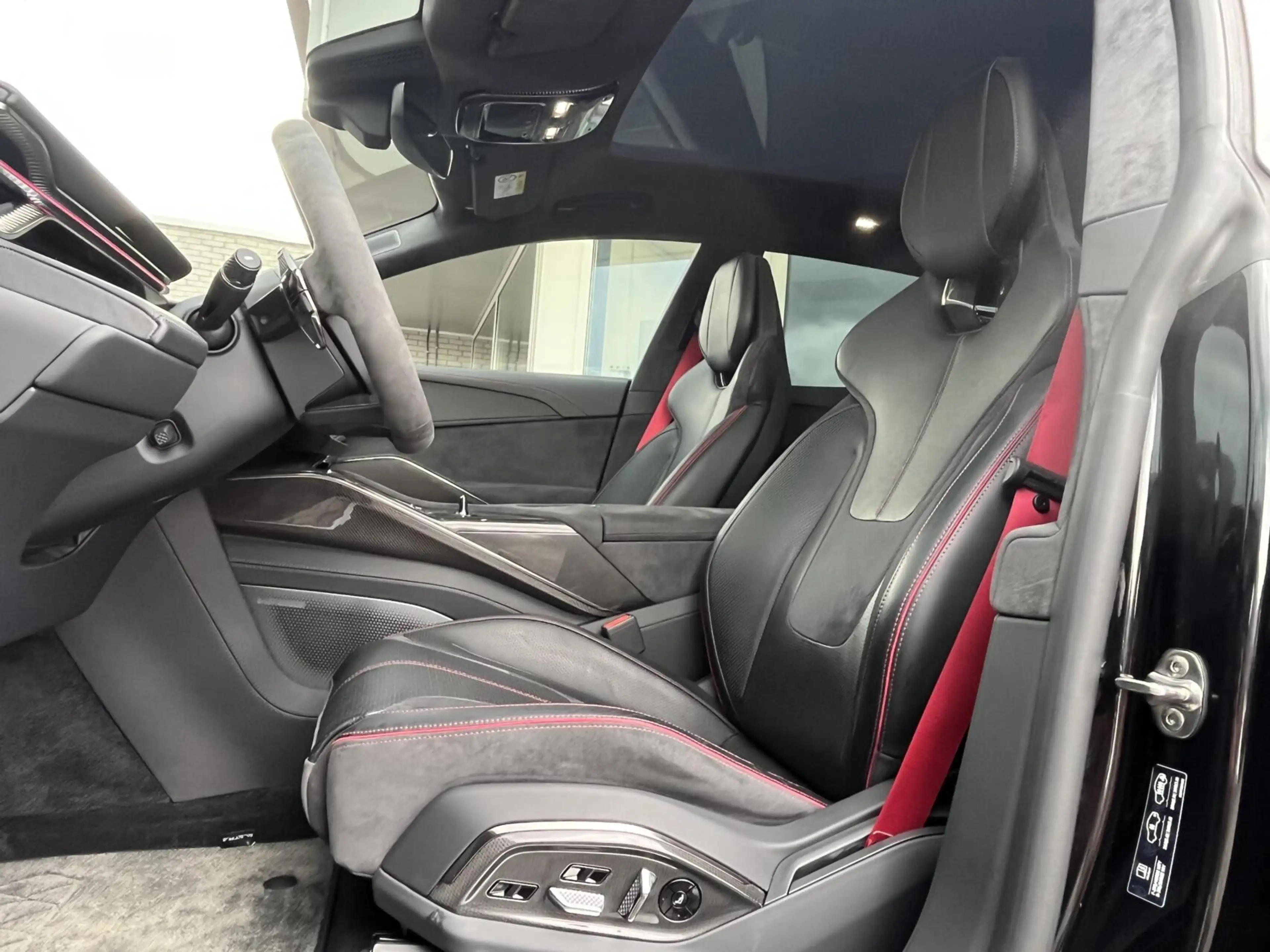 Lotus Eletre EDS 612PK 4WD 112 kWh TREKH+KEF+PANO+22INCH — photo 6