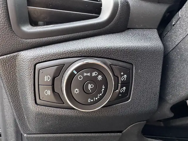 Ford EcoSport view 17