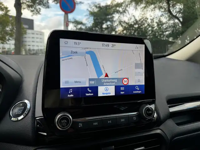 Ford EcoSport view 24