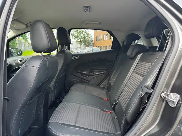 Ford EcoSport view 13