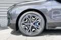 BMW iX xDrive50 Grijs - thumbnail 3