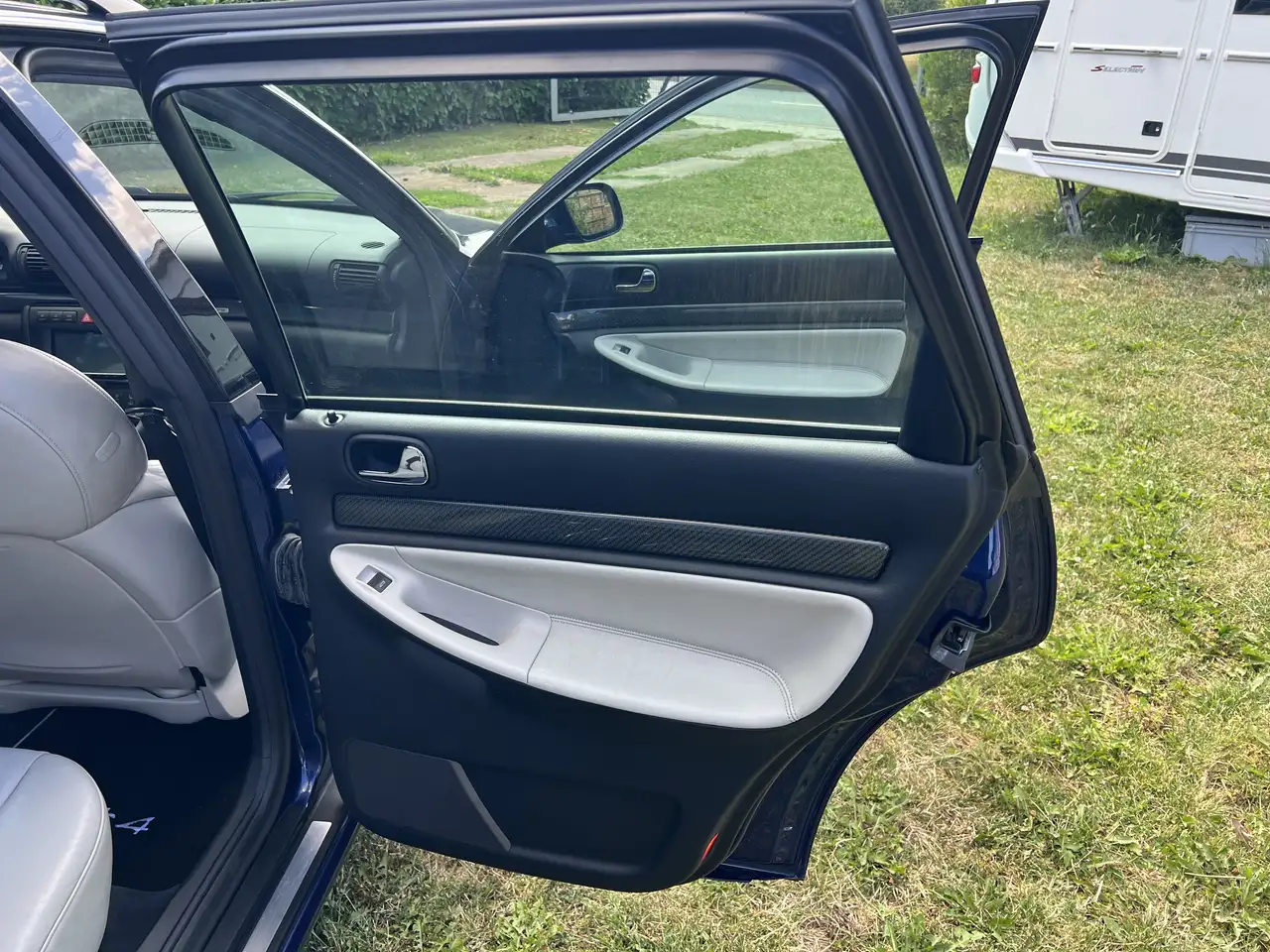 Audi S4 Avant 2.7 quattro Facelift Santorinblau Recaro TÜV, foto 11